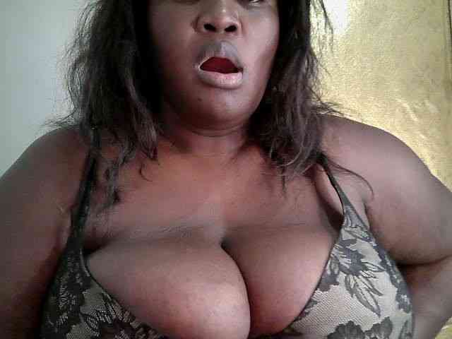 CurvyR webcam