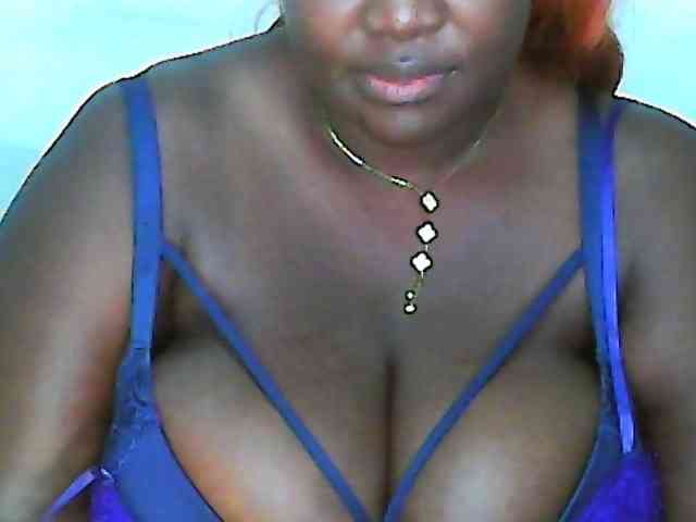 CurvyR webcam