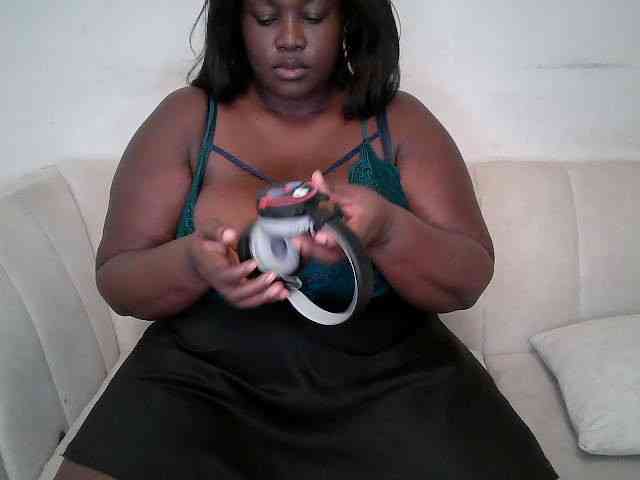 CurvyR webcam