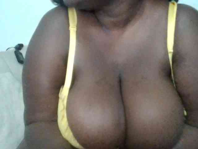 CurvyR webcam