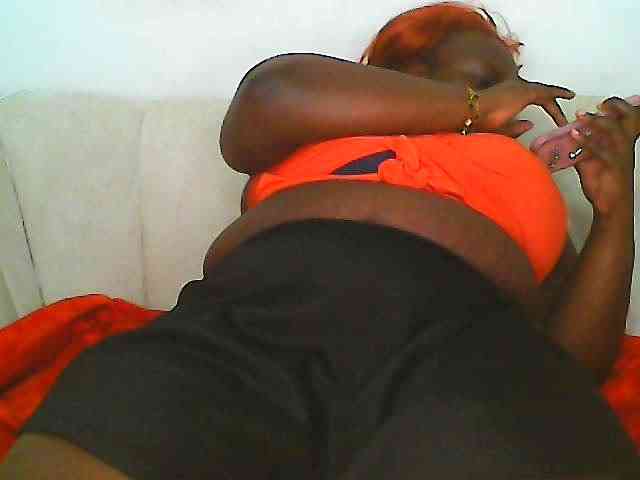 CurvyR Live Webcam on BongaCams