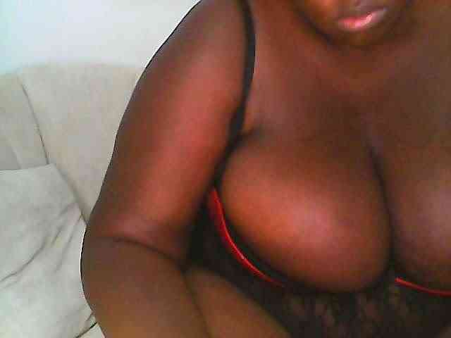 CurvyR webcam