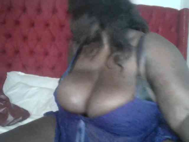 CurvyR webcam