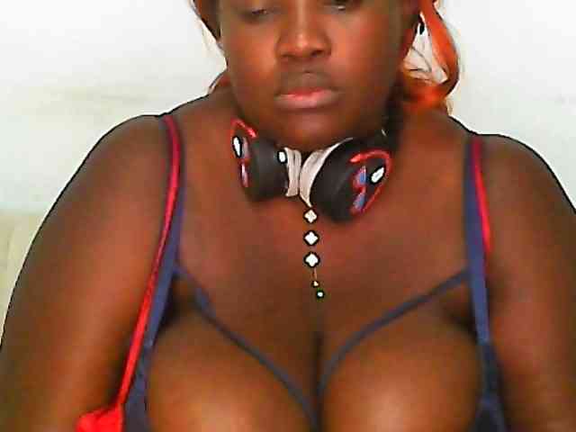CurvyR webcam
