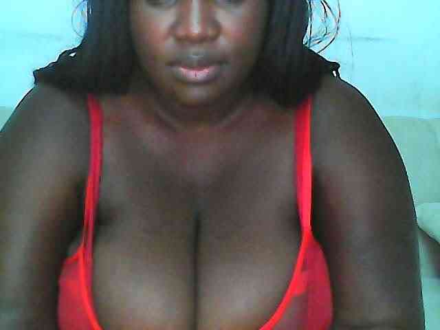 CurvyR Live Webcam on BongaCams