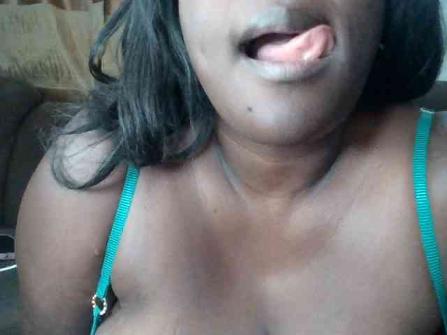 CurvyR webcam