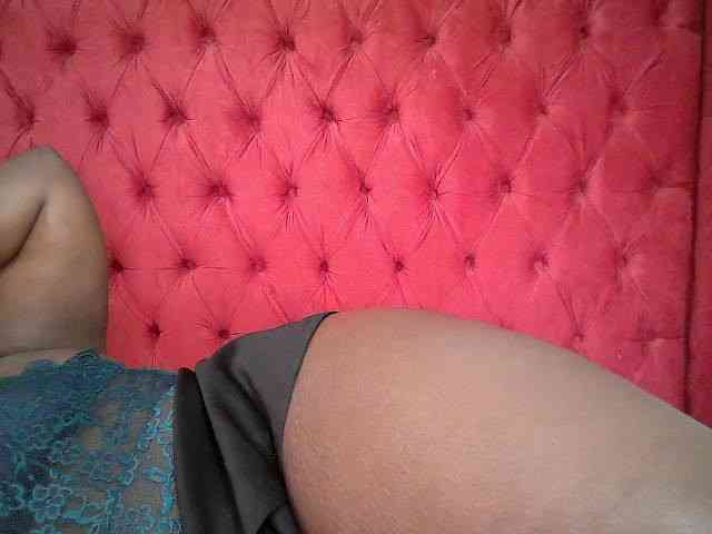 CurvyR webcam