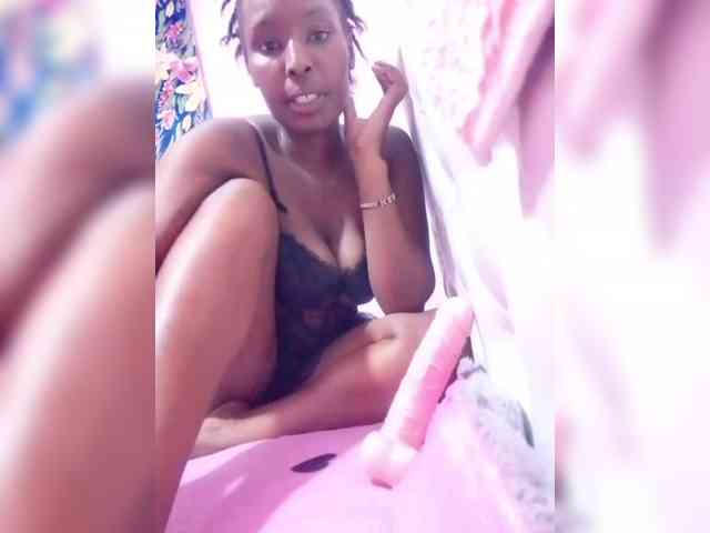 NubianFlirt webcam