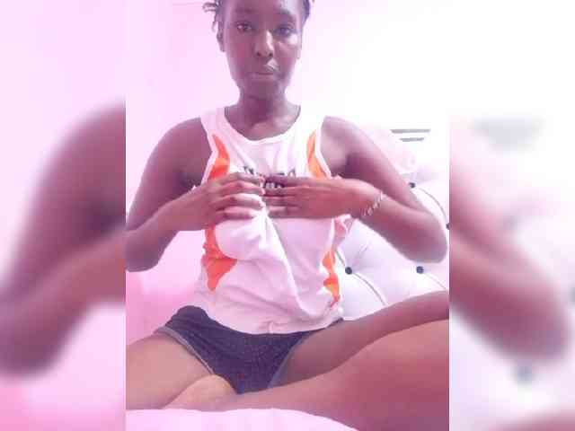 NubianFlirt webcam
