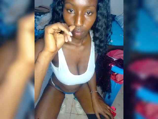 NubianFlirt webcam