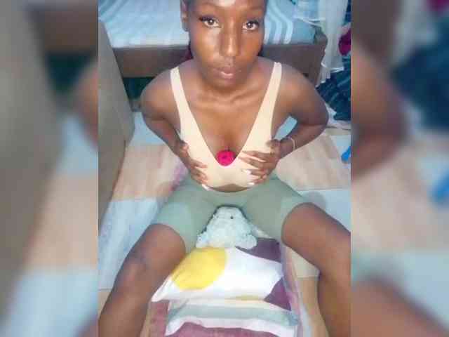 NubianFlirt webcam