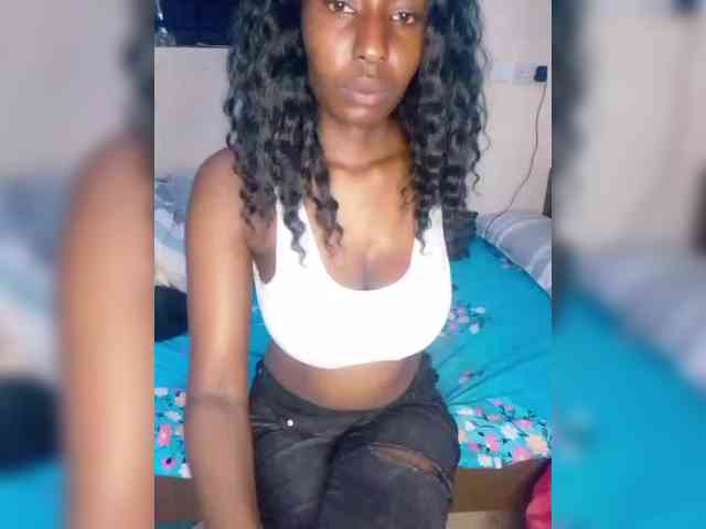 NubianFlirt webcam
