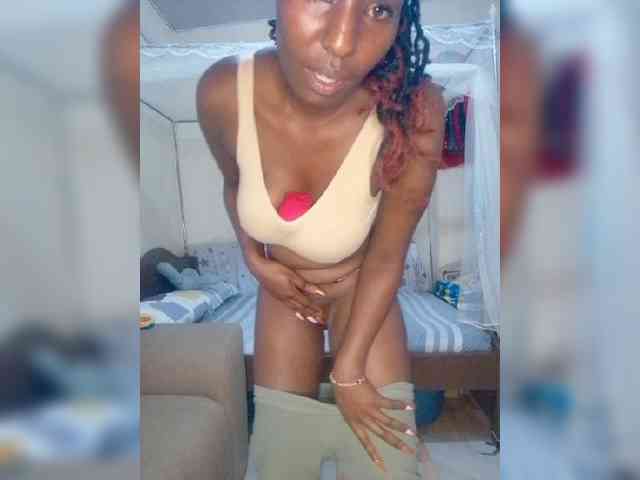 NubianFlirt webcam