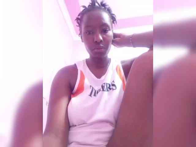 NubianFlirt webcam