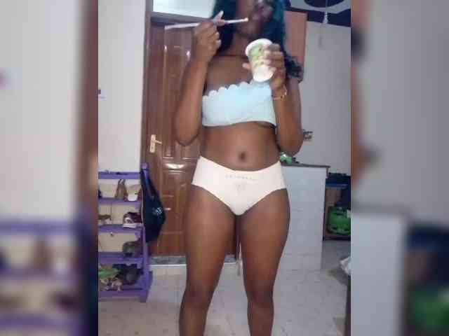 NubianFlirt webcam