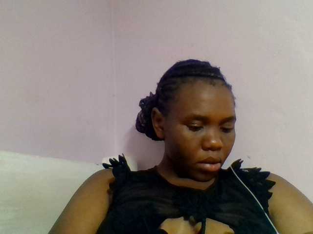 Kittydew live cam on BongaCams