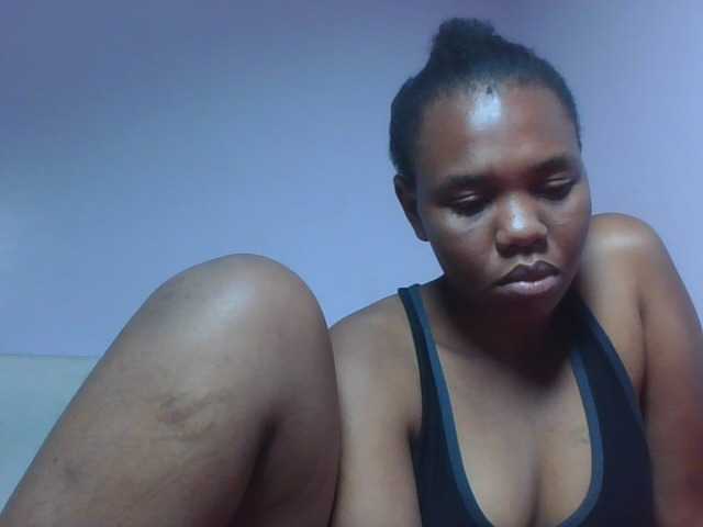 Kittydew live cam on BongaCams