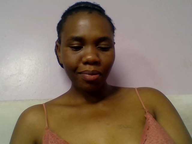 Kittydew live cam on BongaCams