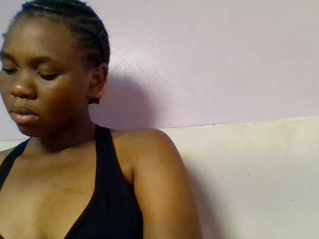 Kittydew live cam on BongaCams