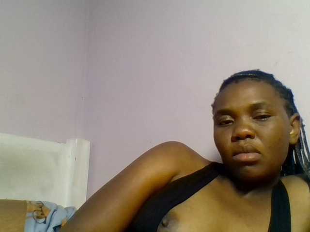 Kittydew live cam on BongaCams