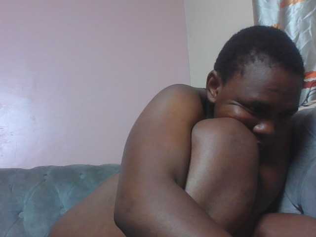 Kittydew live cam on BongaCams
