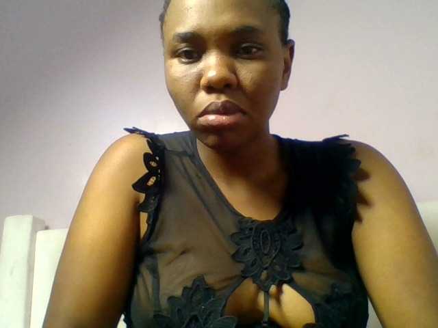 Kittydew live cam on BongaCams