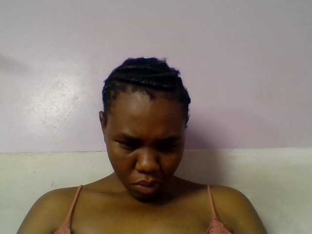 Kittydew live cam on BongaCams