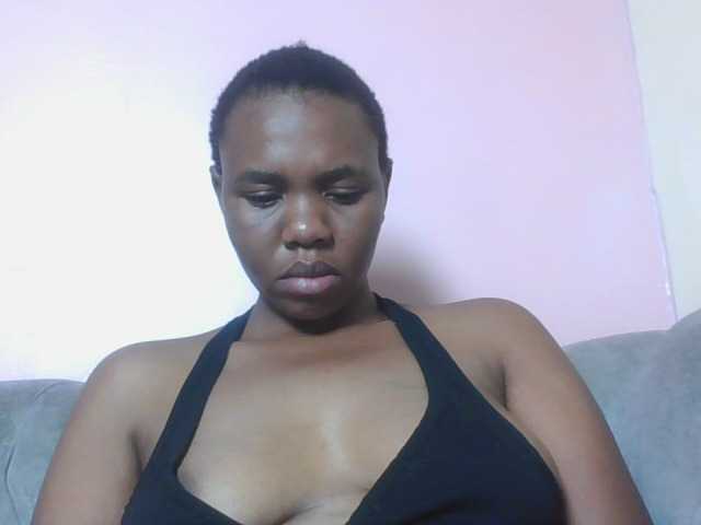 Kittydew live cam on BongaCams