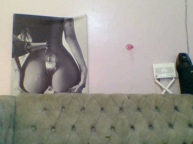Kittydew live cam on BongaCams