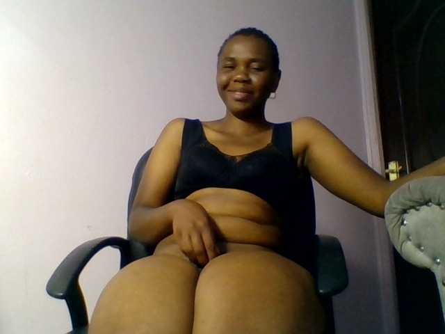 Kittydew live cam on BongaCams