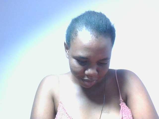 Kittydew live cam on BongaCams