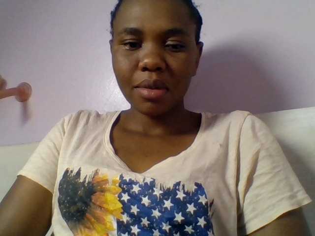 Kittydew live cam on BongaCams