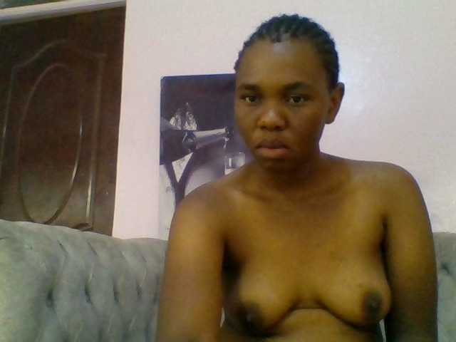 Kittydew live cam on BongaCams