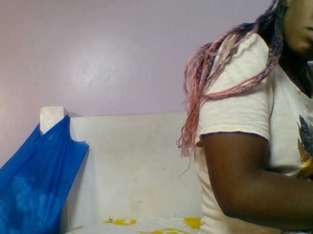 Kittydew live cam on BongaCams