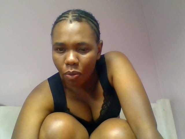 Kittydew live cam on BongaCams
