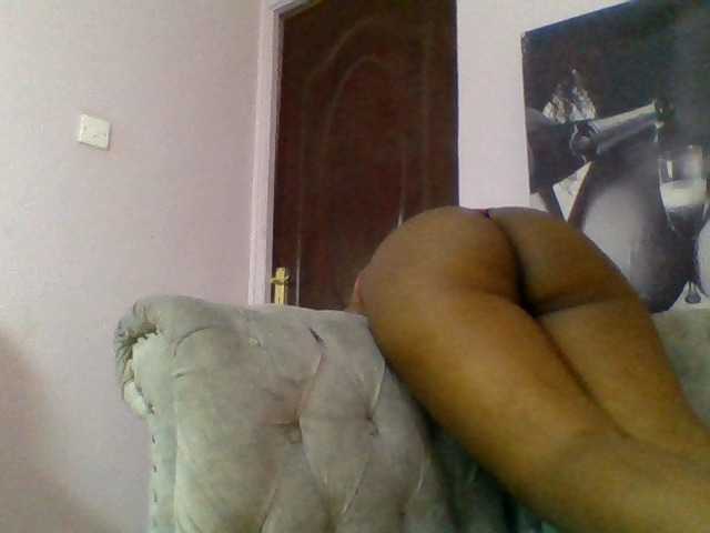 Kittydew live cam on BongaCams