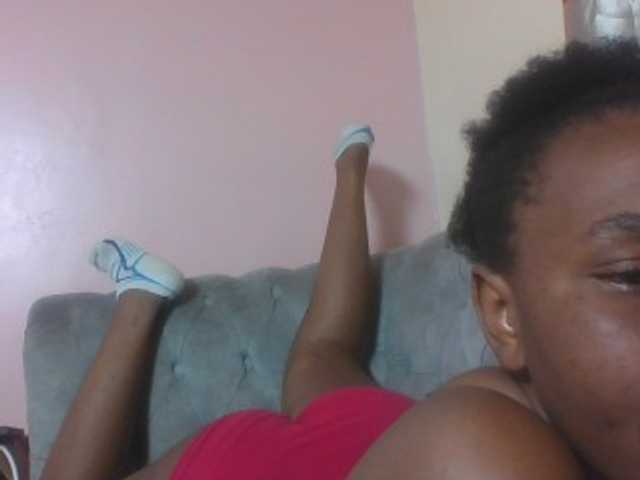 Kittydew live cam on BongaCams