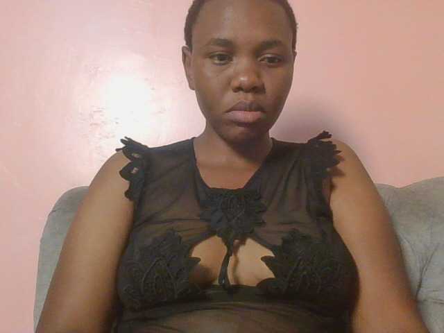 Kittydew live cam on BongaCams