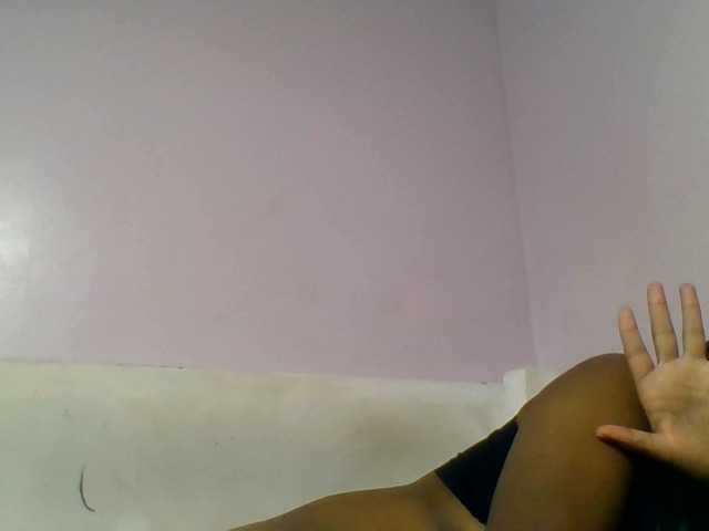 Kittydew live cam on BongaCams