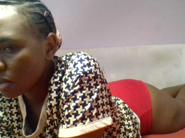 Kittydew live cam on BongaCams