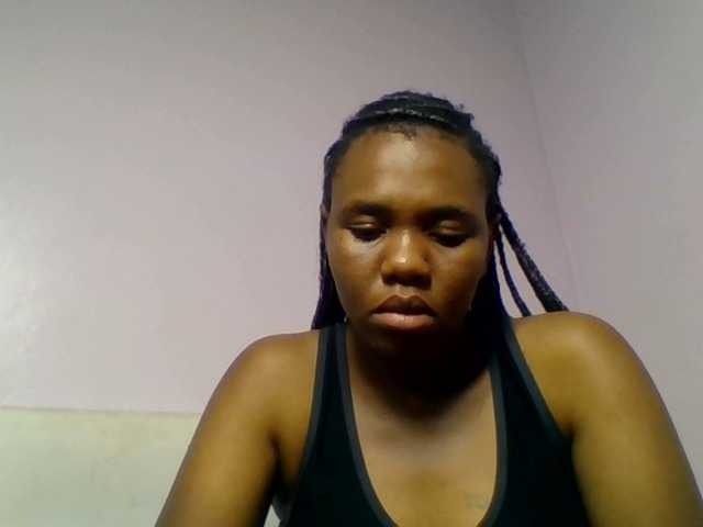 Kittydew live cam on BongaCams