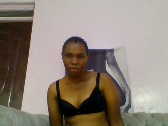 Kittydew live cam on BongaCams
