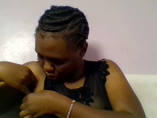 Kittydew live cam on BongaCams