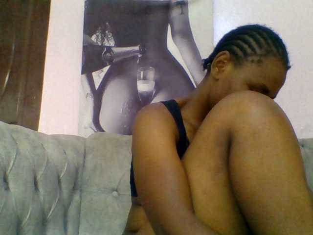 Kittydew live cam on BongaCams