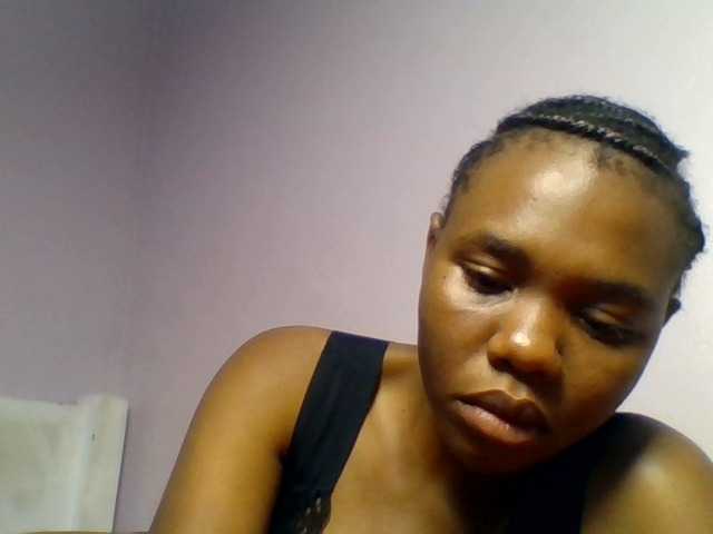 Kittydew live cam on BongaCams