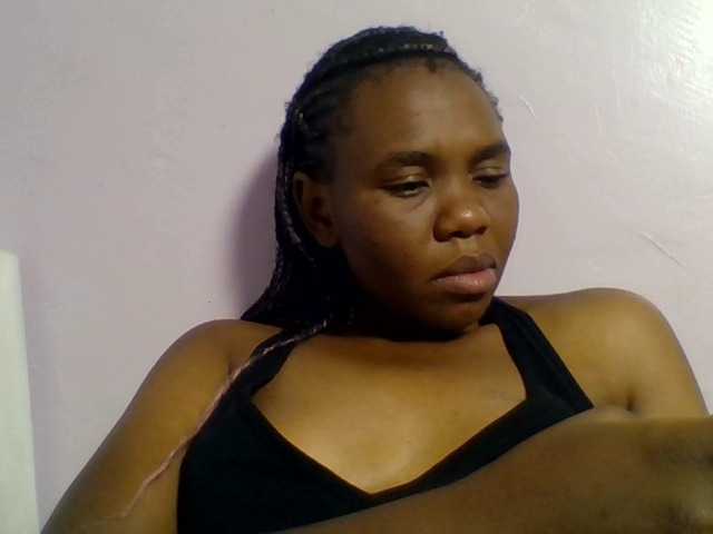 Kittydew live cam on BongaCams