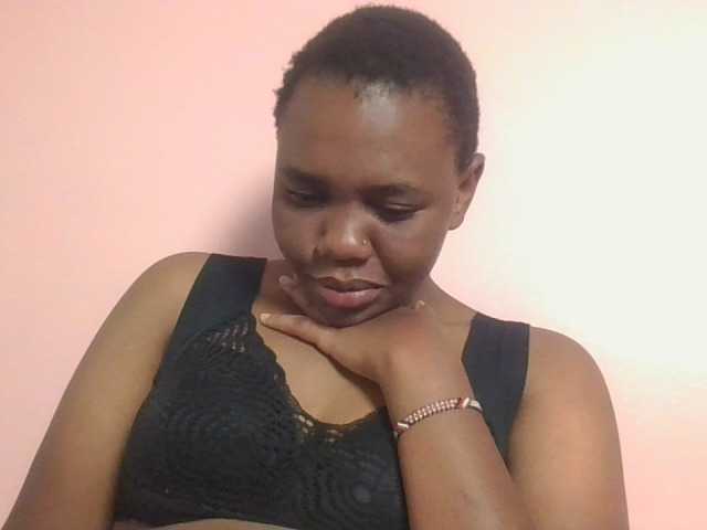 Kittydew live cam on BongaCams