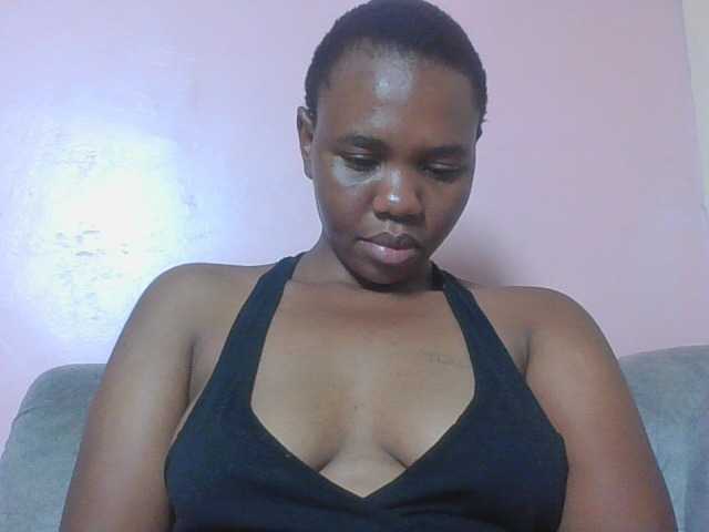 Kittydew live cam on BongaCams