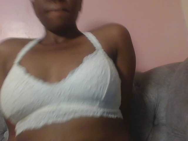 Kittydew — live female cam
