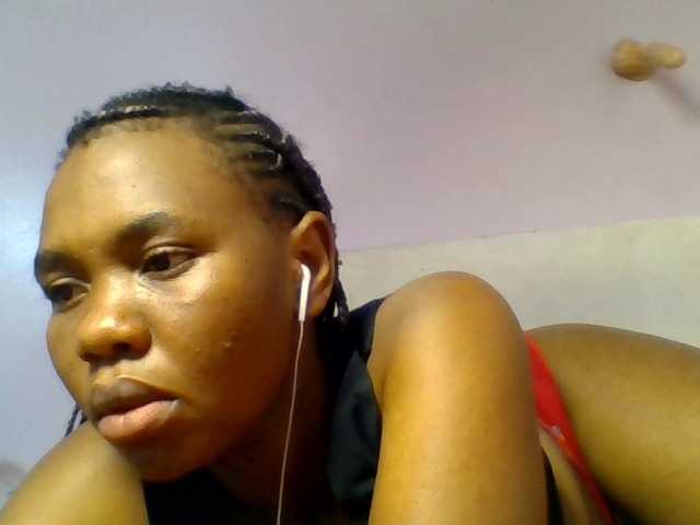 Kittydew live cam on BongaCams
